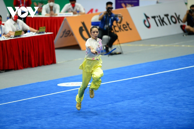 Wushu Việt Nam bội thu HCV ngày mở màn SEA Games 31 - Ảnh 2.