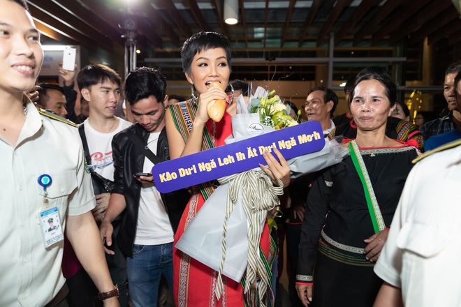 HHen Niê tiết lộ tục lệ người Ê-đê: Chồng bỏ nhà đi sẽ bị phạt, lầm lỗi là đền gấp đôi của hồi môn - Ảnh 6.