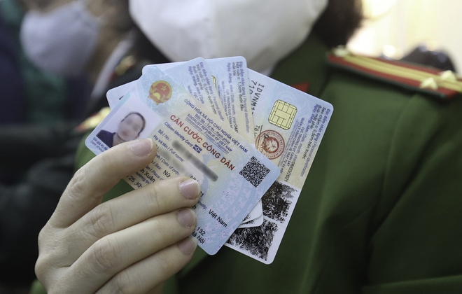 Những lưu &yacute; quan trọng khi r&uacute;t tiền tại ATM bằng căn cước c&ocirc;ng d&acirc;n (CCCD) gắn chip - Ảnh 1.