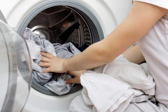 Bỏ túi mẹo giặt rèm cửa sạch như mới tại nhà - Ảnh 3.