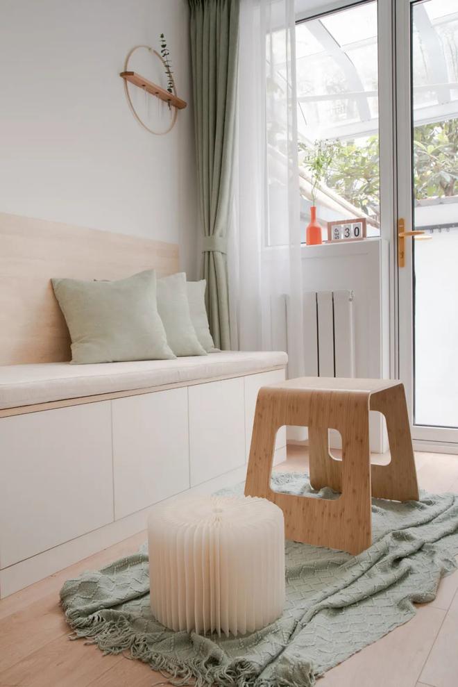 Căn hộ đổ n&aacute;t, lỗi thời biến đổi đầy ngoạn mục th&agrave;nh kh&ocirc;ng gian sống hiện đại, đầy tiện nghi - Ảnh 6.