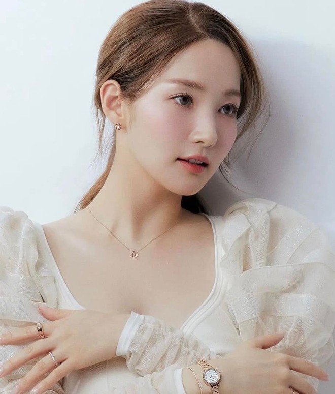 Tượng đài dao kéo xứ Hàn Park Min Young: Nhan sắc bị bỏ quên ở tuổi U40, nghi vấn tình cảm với Park Seo Joon chưa có lời giải - Ảnh 5.