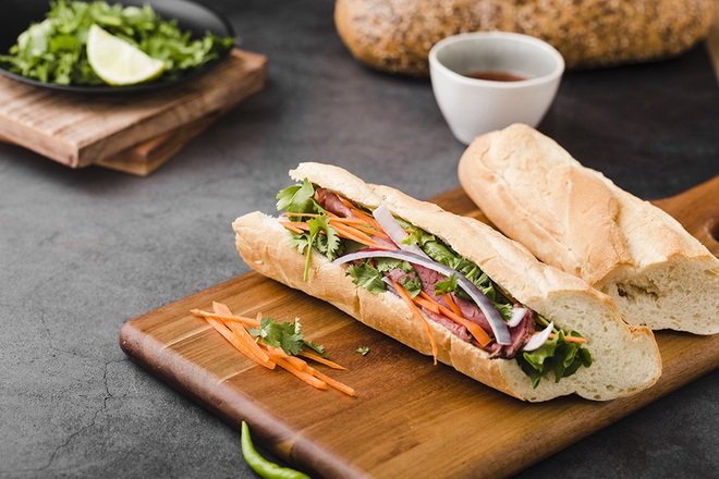 Bánh mì Việt Nam lọt top 23 loại bánh kẹp ngon nhất thế giới - Ảnh 1.