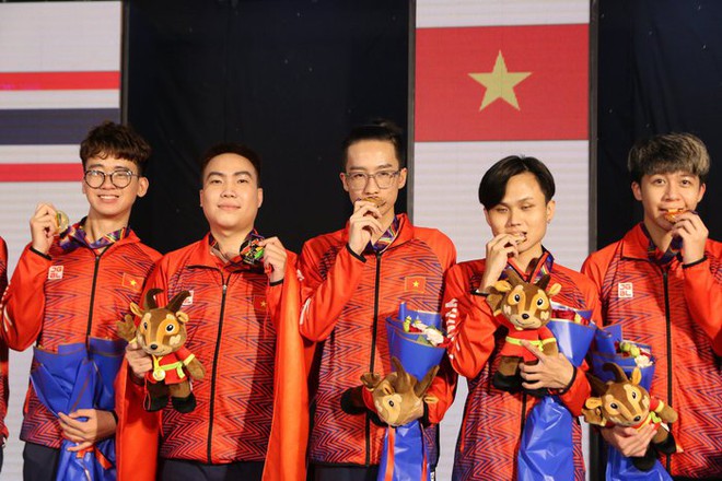 Nhìn lại hành trình đến với tấm HCV SEA Games đầu tiên trong lịch sử Esports của ĐTQG LMHT: Tốc Chiến Việt Nam - Ảnh 14.