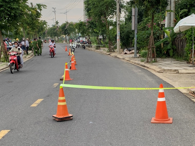 Tông vào trụ điện, 2 du khách nước ngoài tử vong ở Hội An - Ảnh 2.