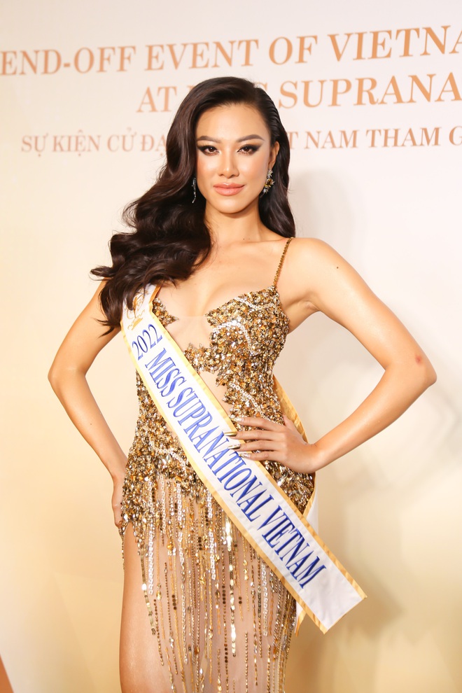 Thảm đỏ Vbiz hot nhất hôm nay: Kim Duyên, HHen Niê gợi cảm hết nấc, công bố Mister và Miss Supranational Vietnam 2022 - Ảnh 4.