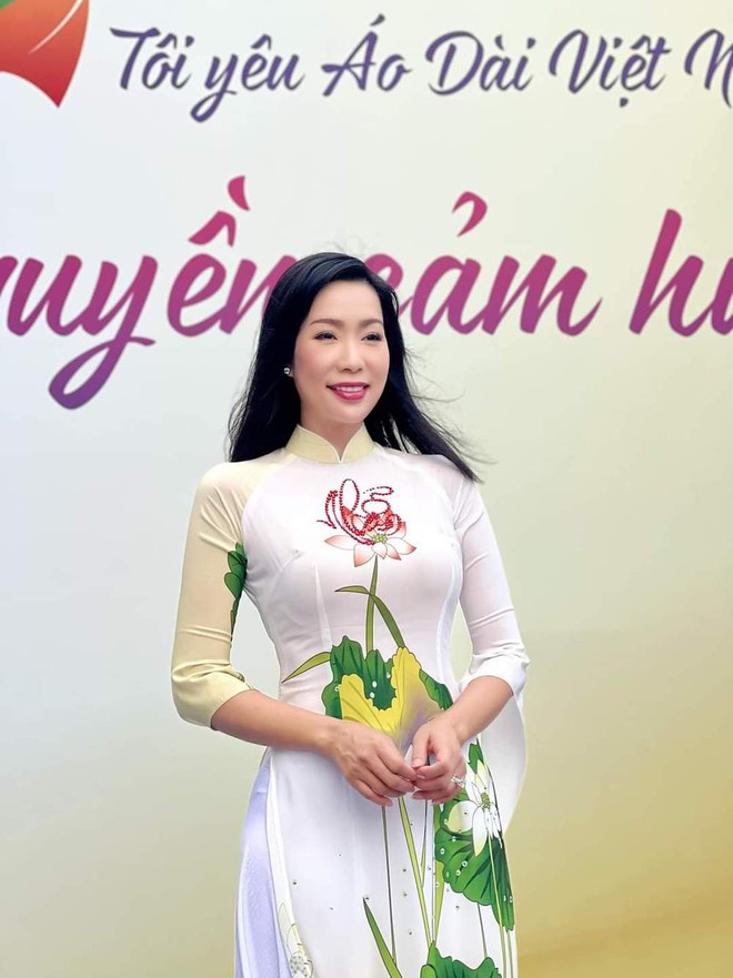 Trịnh Kim Chi: Đầu tư 1,5 triệu thi Hoa hậu Việt Nam và cuộc sống viên mãn bên chồng con - Ảnh 3.