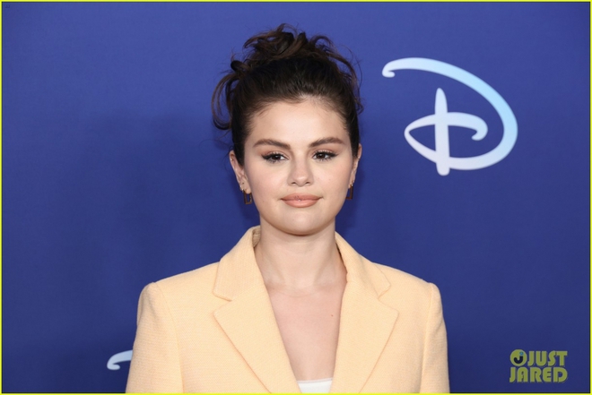 Selena Gomez giảm cân rõ rệt, tái xuất xinh đẹp tại sự kiện - Ảnh 6.