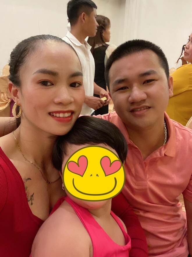 Nữ lực sĩ được bố mẹ chồng ra tận Hà Nội cổ vũ dự SEA Games: "Mình từng hỏi chồng rằng vợ cơ bắp vậy anh có sợ không?" - Ảnh 3.