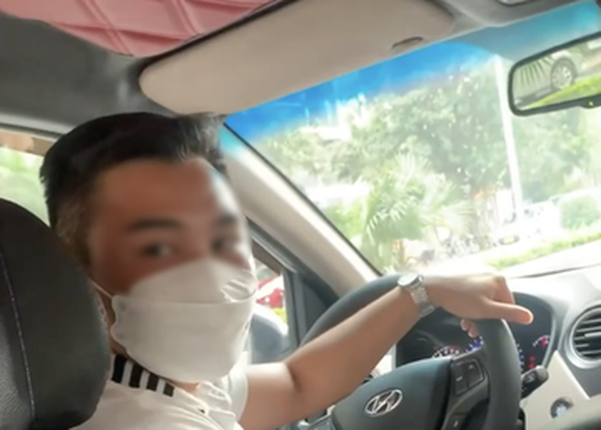 Hà Nội: Cho thôi việc nam tài xế taxi thu cước hơn 500.000 đồng cho 14km - Ảnh 1.