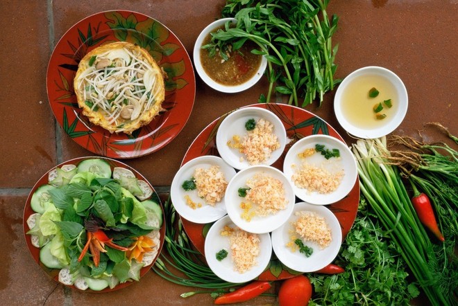 Tạp chí Vogue: Ngoài phở và bánh mì, còn 22 món ăn Việt Nam nhất định phải thử - Ảnh 4.