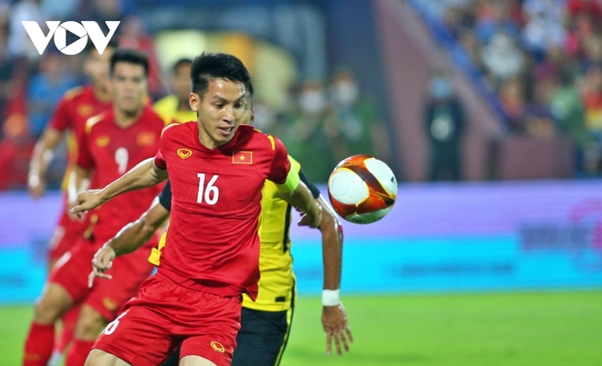 Hùng Dũng bật khóc khi U23 Việt Nam vào chung kết gặp U23 Thái Lan - Ảnh 8.