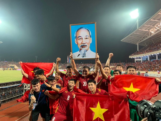 VÔ ĐỊCH RỒI!!! U23 Việt Nam giành tấm HCV SEA Games lịch sử - Ảnh 7.