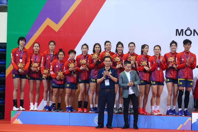 VĐV bóng chuyền Bích Tuyền: Thua trước Thái Lan là bước đệm để tuyển Việt Nam thi đấu tốt hơn trong tương lai - Ảnh 2.