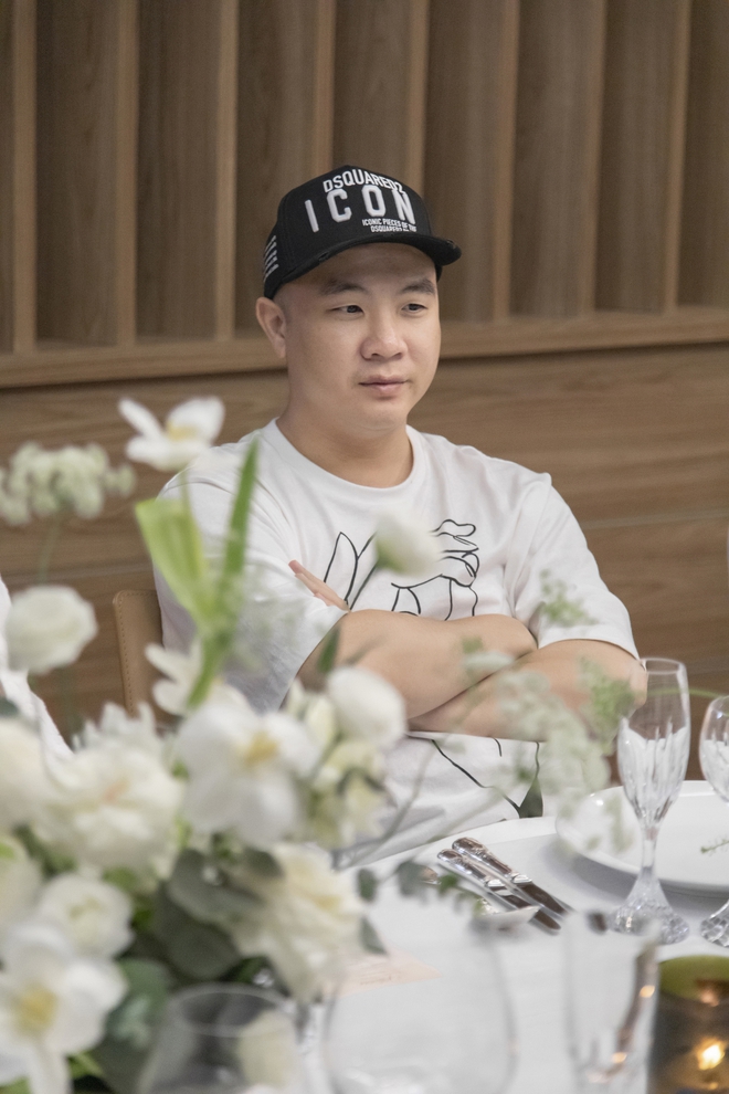 Diễm My, MC Thanh Thanh Huyền diện sắc trắng dự tiệc sinh nhật Hoa hậu Hà Kiều Anh - Ảnh 6.