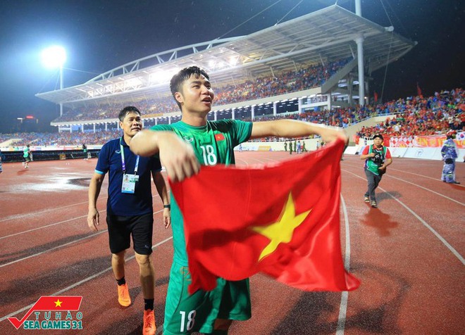 Thủ môn Văn Toản lập kỳ tích chưa từng có trong lịch sử SEA Games  - Ảnh 2.