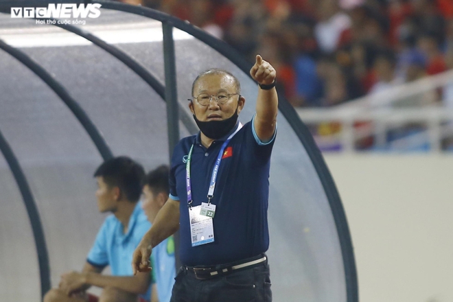 HLV Park Hang Seo: Đã có lúc tôi nghĩ đội không vào nổi Bán kết SEA Games  - Ảnh 1.