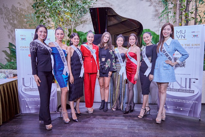 Bức ảnh của Ngọc Ch&acirc;u tại Hoa Hậu Ho&agrave;n Vũ bỗng được b&igrave;nh luận s&ocirc;i nổi chỉ v&igrave; 1 khuyết điểm tr&ecirc;n gương mặt - Ảnh 2.