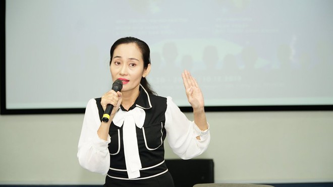 Ch&acirc;n dung diễn vi&ecirc;n ăn tiệc nh&agrave; đại gia chỉ uống nước lọc, l&uacute;c về để lại 200 ngh&igrave;n đồng - Ảnh 2.