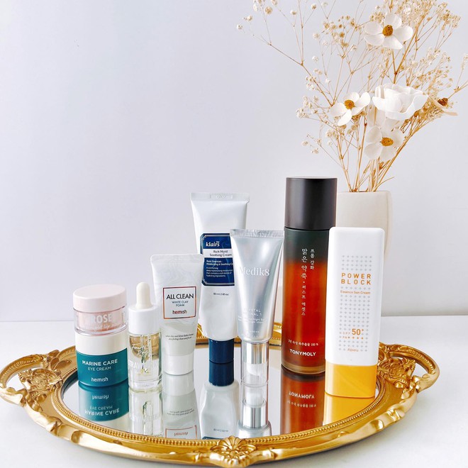 Qua tuổi 30, b&aacute;c sĩ khuy&ecirc;n bạn n&ecirc;n sắm ngay 5 m&oacute;n skincare sau để ngừa l&atilde;o h&oacute;a từ trong trứng nước - Ảnh 5.