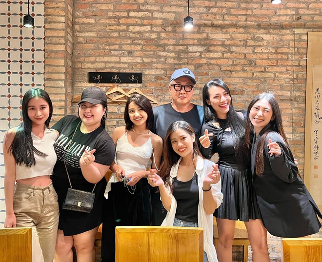 D&agrave;n sao đ&igrave;nh đ&aacute;m bộ phim Th&aacute;ng Năm Rực Rỡ hội ngộ, 1 nh&acirc;n vật chủ chốt g&acirc;y ch&uacute; &yacute; - Ảnh 3.