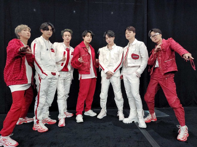 Đ&acirc;y l&agrave; qu&atilde;ng thời gian đỉnh cao m&agrave; fan muốn Jungkook (BTS) quay trở lại nhất! - Ảnh 2.