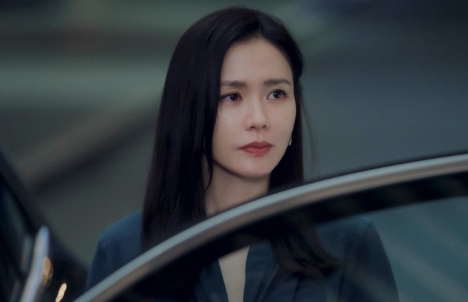 Son Ye Jin là nữ hoàng nhan sắc, nhưng đây mới là nữ thần gợi cảm - Ảnh 1.