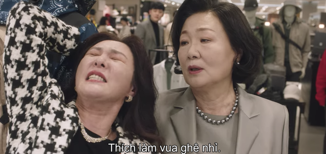 Tears were shed with motherly love in Tomorrow episode 12, but most notably Kim Hee Sun's loveline and hidden young love - Photo 3. Tomorrow Kdrama Episode 11 & 12 Recap