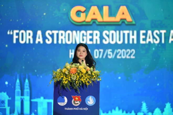 Tưng bừng ngày hội Festival Thanh niên Đông Nam Á chào đón SEA Games 31, “cháy” nhất là đêm gala quy tụ loạt ca sĩ đình đám và đại nhạc hội sinh viên hoành tráng - Ảnh 3.