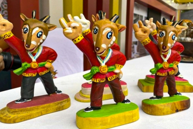 Một nghệ nhân ở Hà Nội chế tác thủ công linh vật SEA Games 31 bằng chất liệu gỗ mít - Ảnh 7. Một nghệ nhân ở Hà Nội chế tác thủ công linh vật SEA Games 31 bằng chất liệu gỗ mít - Ảnh 7.