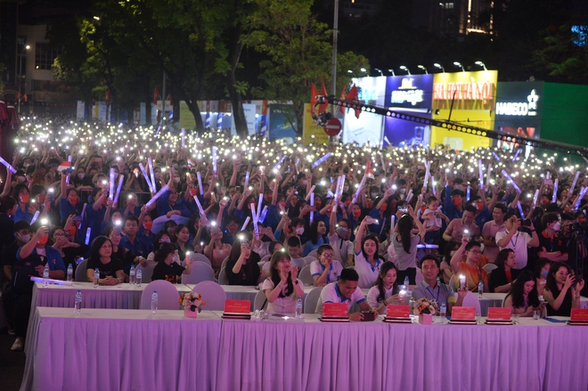 Tưng bừng ngày hội Festival Thanh niên Đông Nam Á chào đón SEA Games 31, “cháy” nhất là đêm gala quy tụ loạt ca sĩ đình đám và đại nhạc hội sinh viên hoành tráng - Ảnh 21.