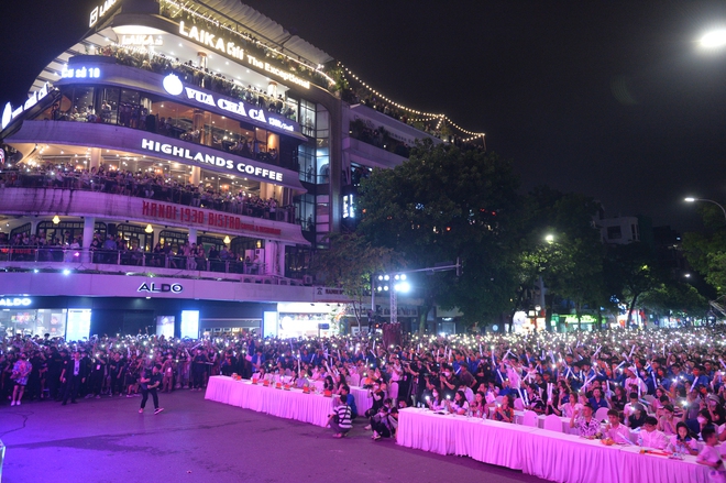 Tưng bừng ngày hội Festival Thanh niên Đông Nam Á chào đón SEA Games 31, “cháy” nhất là đêm gala quy tụ loạt ca sĩ đình đám và đại nhạc hội sinh viên hoành tráng - Ảnh 19.
