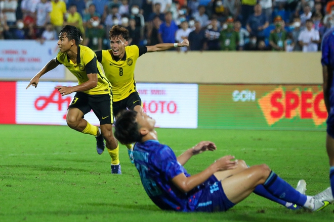 Nh&agrave; b&aacute;o Malaysia: Đừng vội đ&aacute;nh gi&aacute; thấp U23 Th&aacute;i Lan, c&ograve;n 10 người muốn thắng cũng kh&oacute; - Ảnh 1.