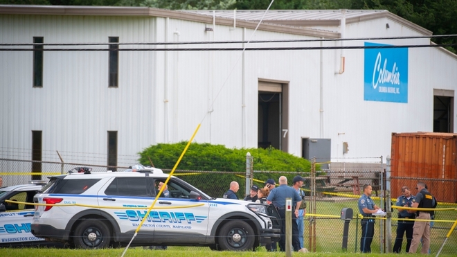 Xả súng tại nhà máy sản xuất bê tông ở Mỹ khiến 3 người thiệt mạng - Ảnh 1.