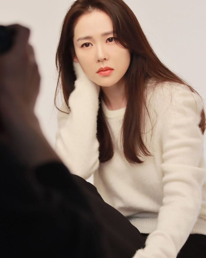 Son Ye Jin once rejected a box office bomb because of dissatisfaction with the crew, the replacement is Hyun Bin's first love?  - Photo 1.