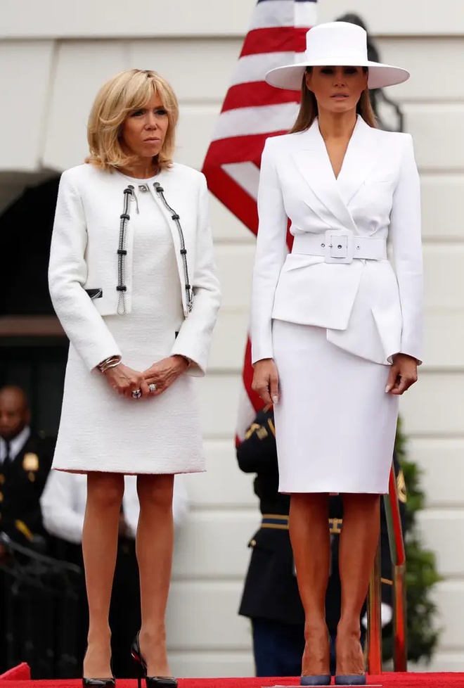 Bộ sưu tập giày thời trang đắt đỏ của cựu Đệ nhất phu nhân Melania Trump - Ảnh 4.