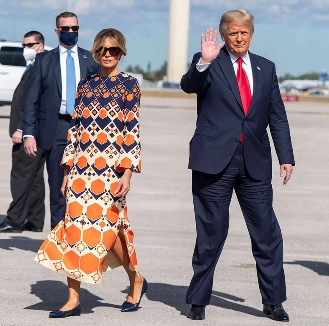 Bộ sưu tập gi&agrave;y thời trang đắt đỏ của cựu Đệ nhất phu nh&acirc;n Melania Trump - Ảnh 9.