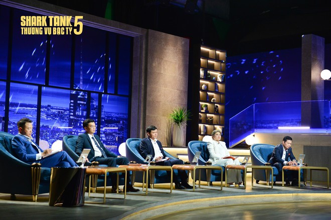 Cô gái Thụy Điển tìm mẹ Việt từng gây dậy sóng lên Shark Tank, gọi vốn 3 triệu đô phải ra về tay trắng - Ảnh 6.