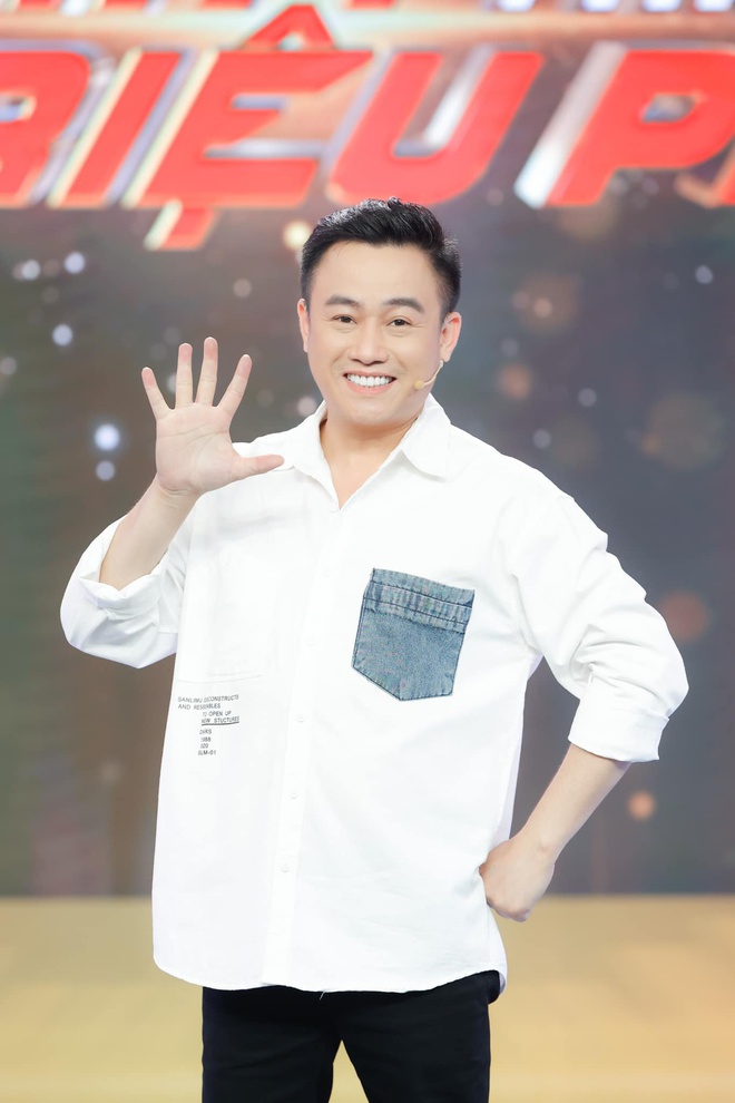 Sự nghiệp của diễn viên Hữu Tín - Quán quân Nghệ sĩ đa tài 2017 - Ảnh 3.