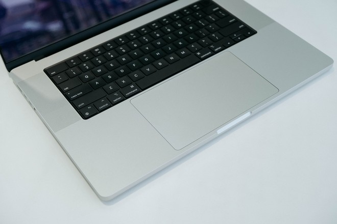 Cận cảnh mẫu MacBook Pro với giá bán gần 60 triệu đồng - Ảnh 5.