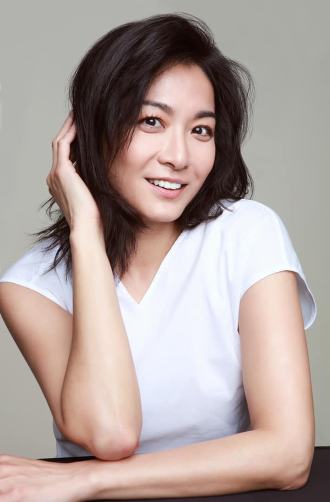 Nữ phụ Lương Sơn B&aacute; Ch&uacute;c Anh Đ&agrave;i U50 vẫn đẹp xuất sắc: Sự nghiệp mờ nhạt nhưng nhan sắc ăn đứt nữ ch&iacute;nh  - Ảnh 3.