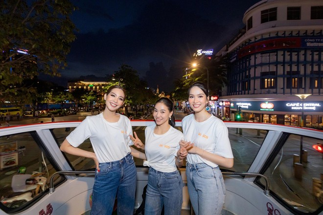 Hình ảnh Á hậu Phương Anh lái xe máy chở Hoa hậu Quốc tế 2019 đi ăn ốc khiến fan thích thú - Ảnh 8.