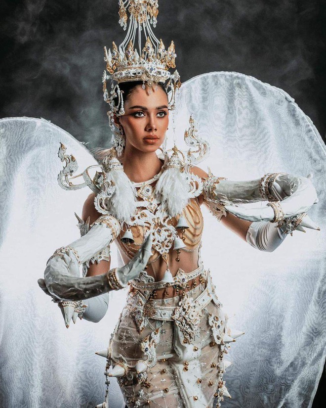 Tân Hoa hậu Hoàn vũ Campuchia 2022: Chiều cao khiêm tốn nhưng profile không phải dạng vừa - Ảnh 9.