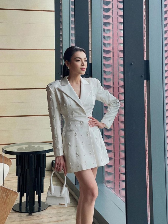 Trân Đài mới xách vali đi thi đã được khen là bà hoàng thời trang của Miss International Queen 2022 - Ảnh 5.