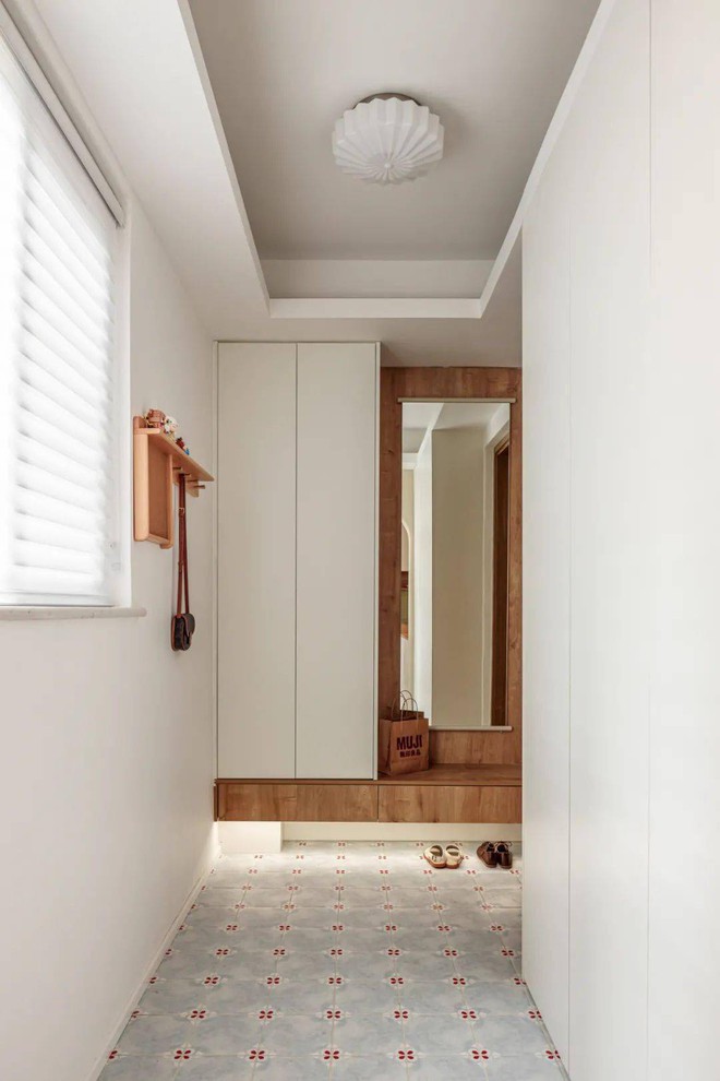 Căn hộ cũ 140m&sup2; được cải tạo theo phong c&aacute;ch Nhật Bản với kh&ocirc;ng gian sống ấm c&uacute;ng như m&ugrave;a thu - Ảnh 4.