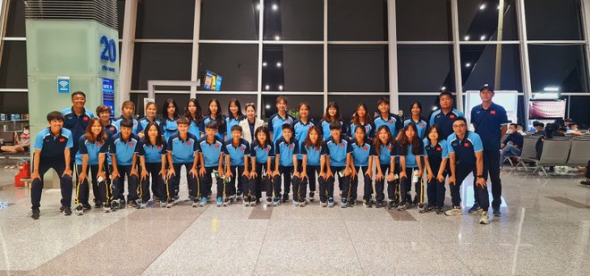 Đội tuyển U18 nữ quốc gia lên đường sang Nhật Bản tập huấn - Ảnh 1.