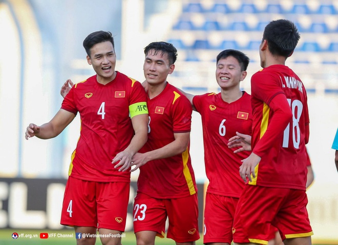 Bóng đá Việt Nam đã vượt xa Đông Nam Á, hãy tập trung nhiều hơn cho mục tiêu World Cup - Ảnh 4.