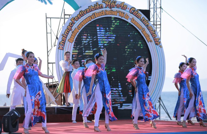 Nhiều hoạt động hấp dẫn du khách tại Festival biển Hội An - cảm xúc mùa hè - Ảnh 2.