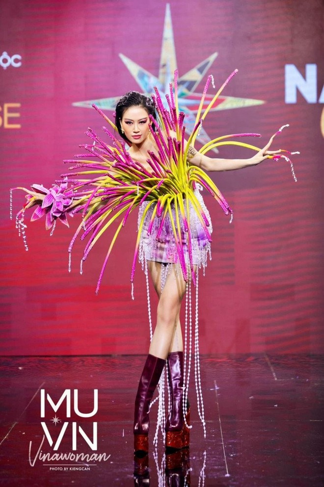 Mỹ nữ Bình Thuận vào top tài năng Hoa hậu Hoàn vũ ghi điểm nhờ đôi chân dài thẳng tắp - Ảnh 7.