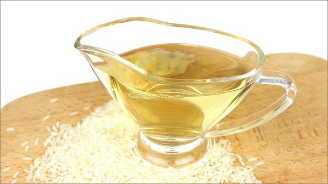 C&aacute;ch l&agrave;m sạch vết ố v&agrave;ng trong tủ lạnh - Ảnh 3.